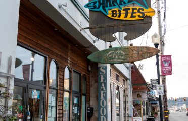 SharkBites Seafood Cafe
